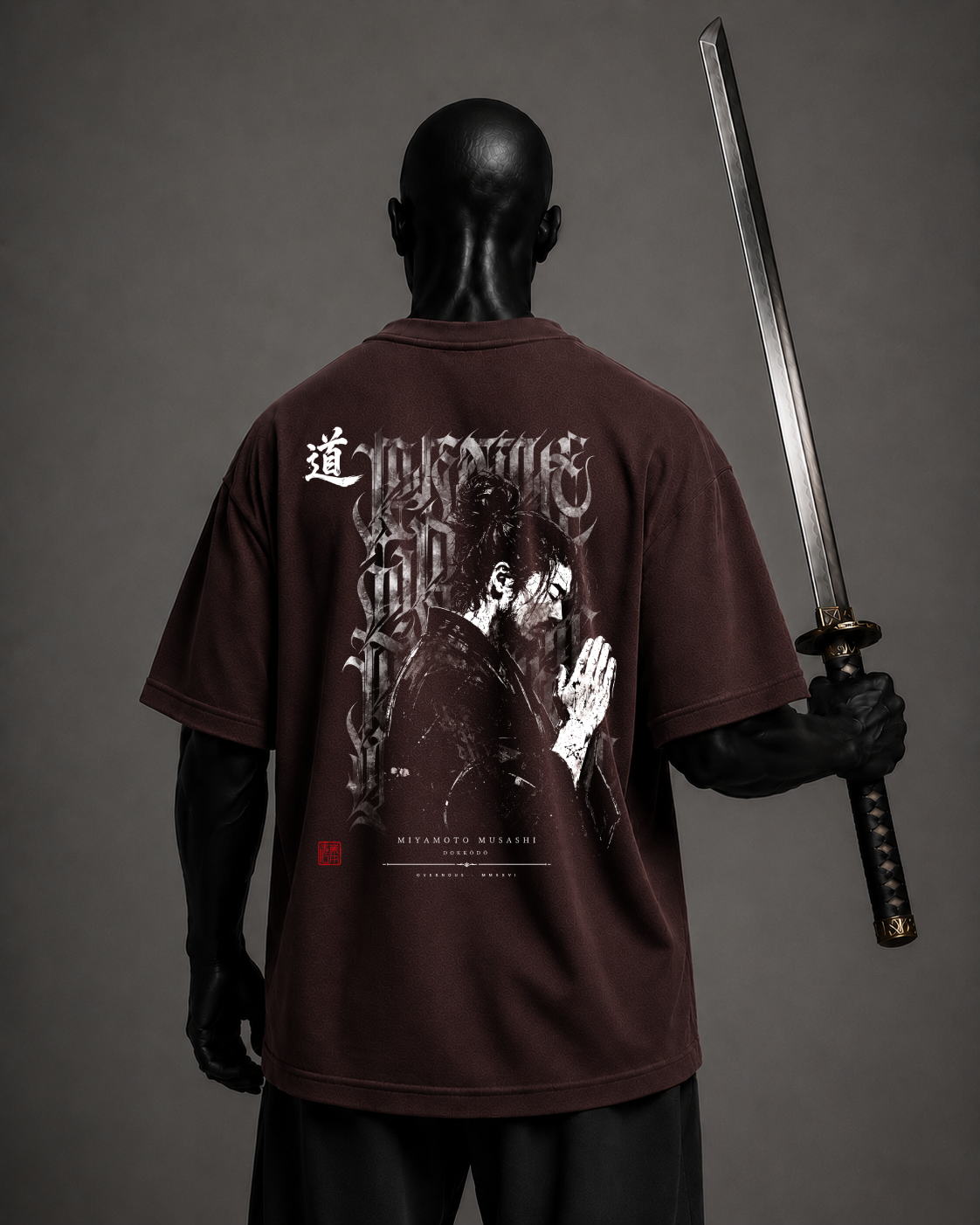Camiseta oversized Miyamoto Musashi 道 vinho | OVERNOUS MOTUS