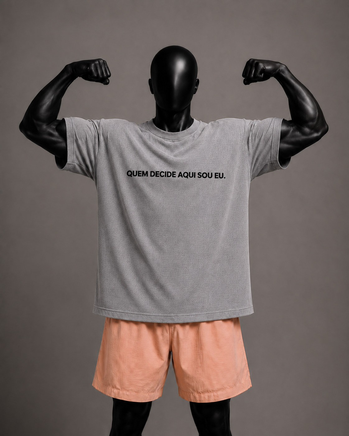 Camiseta oversized masculina Quem Decide Aqui Sou Eu — detalhe 1