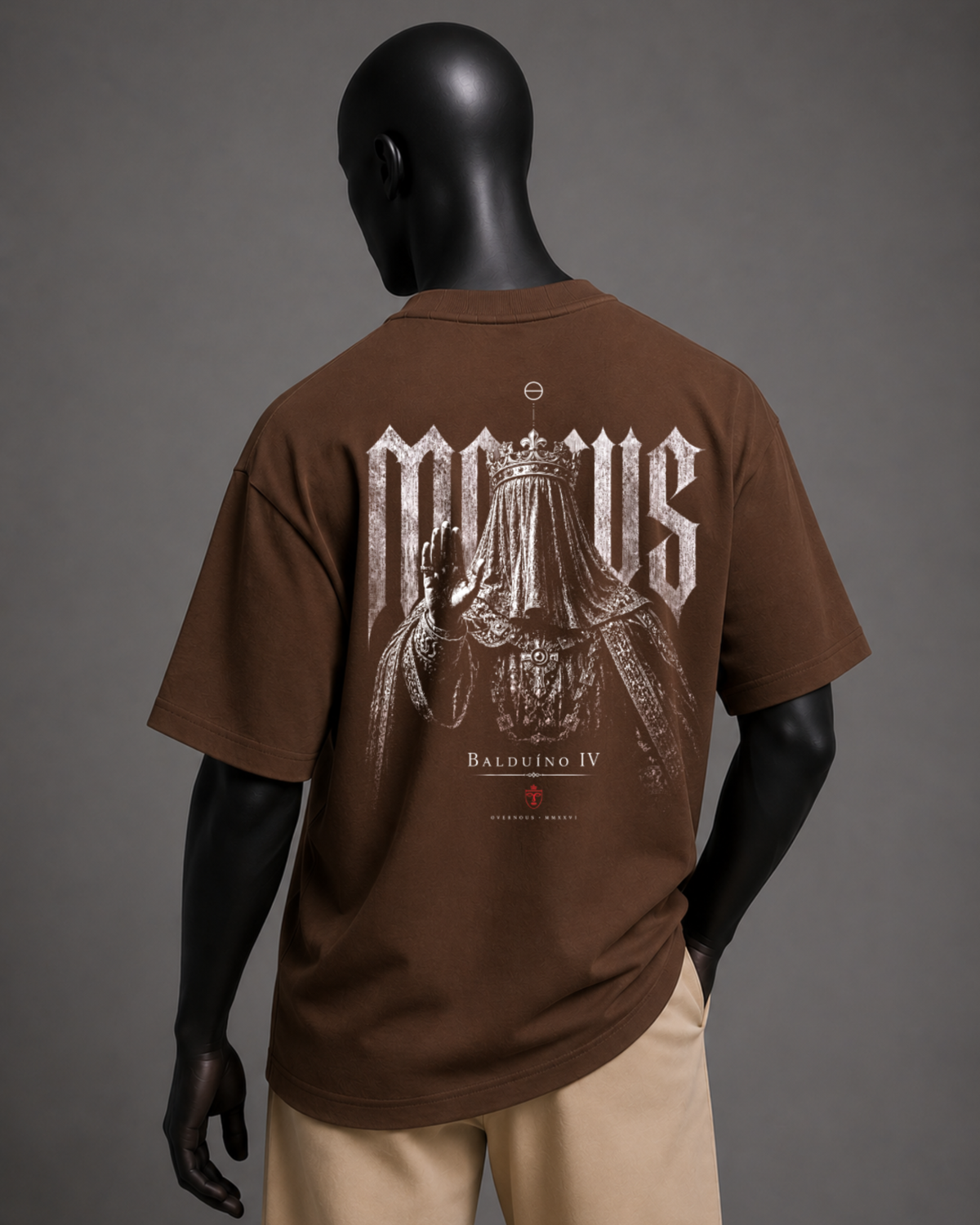 Camiseta oversized masculina Balduíno IV MOTUS — detalhe 2