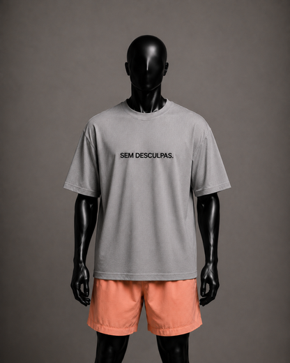 Camiseta oversized masculina Sem Desculpas — vista de frente