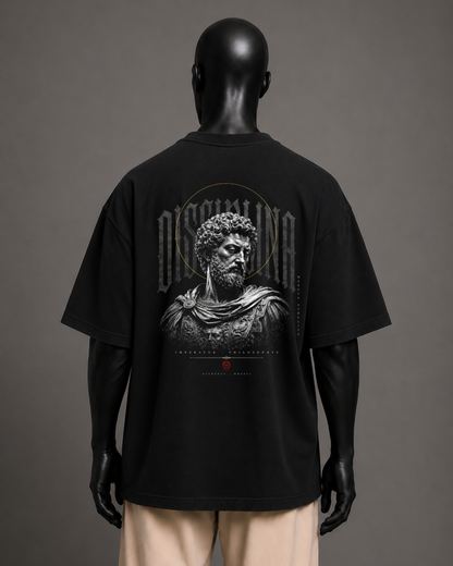Camiseta oversized masculina Marco Aurélio DISCIPLINA — vista de costas