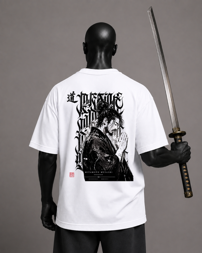 Camiseta oversized masculina Miyamoto Musashi 道 — vista de frente